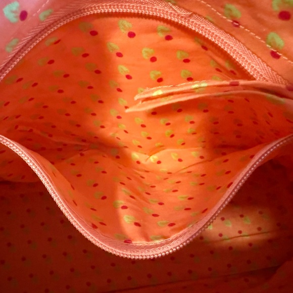 NWOT Vibrant Quilted Crossbody Bag in Orange - Picture 4 of 7